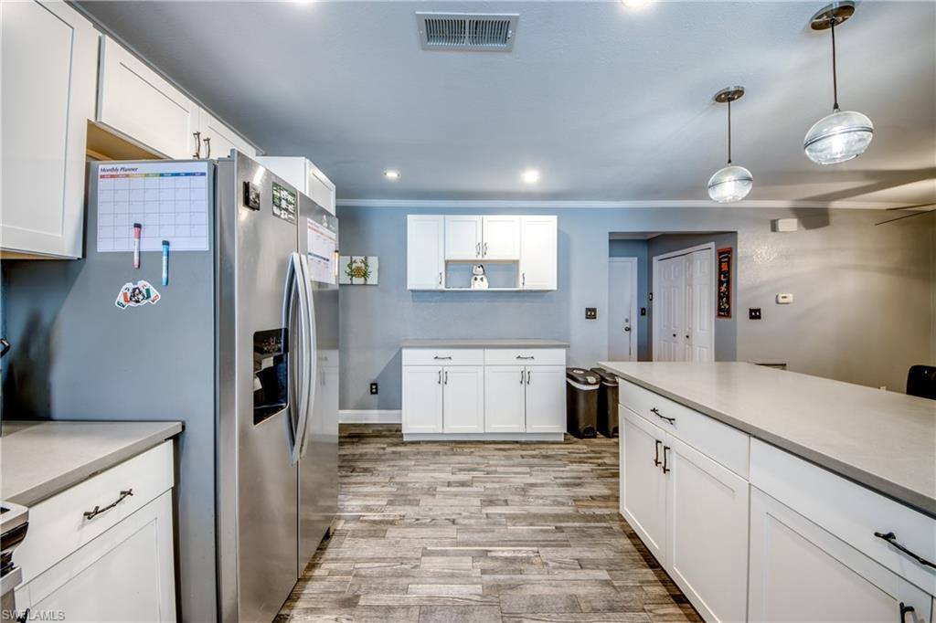 1131 SE 34th St, Cape Coral, FL 33904