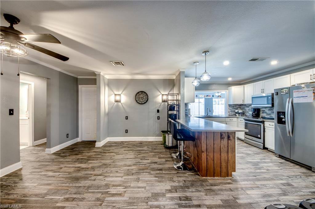 1131 SE 34th St, Cape Coral, FL 33904