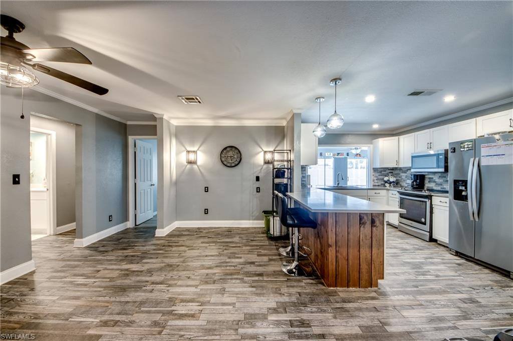 1131 SE 34th St, Cape Coral, FL 33904