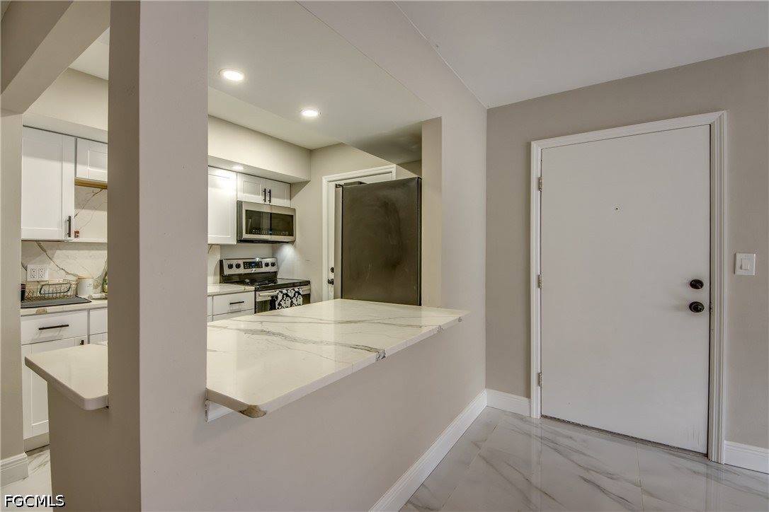 2544 1st Street, Fort Myers, FL 33901