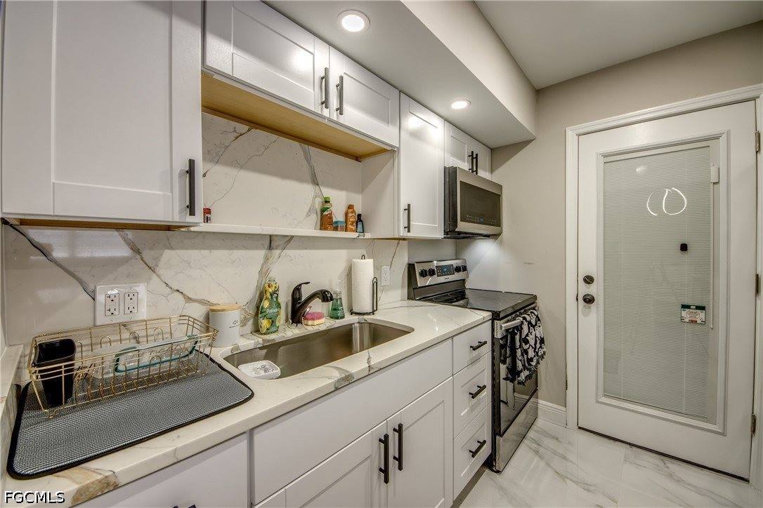 2544 1st Street, Fort Myers, FL 33901