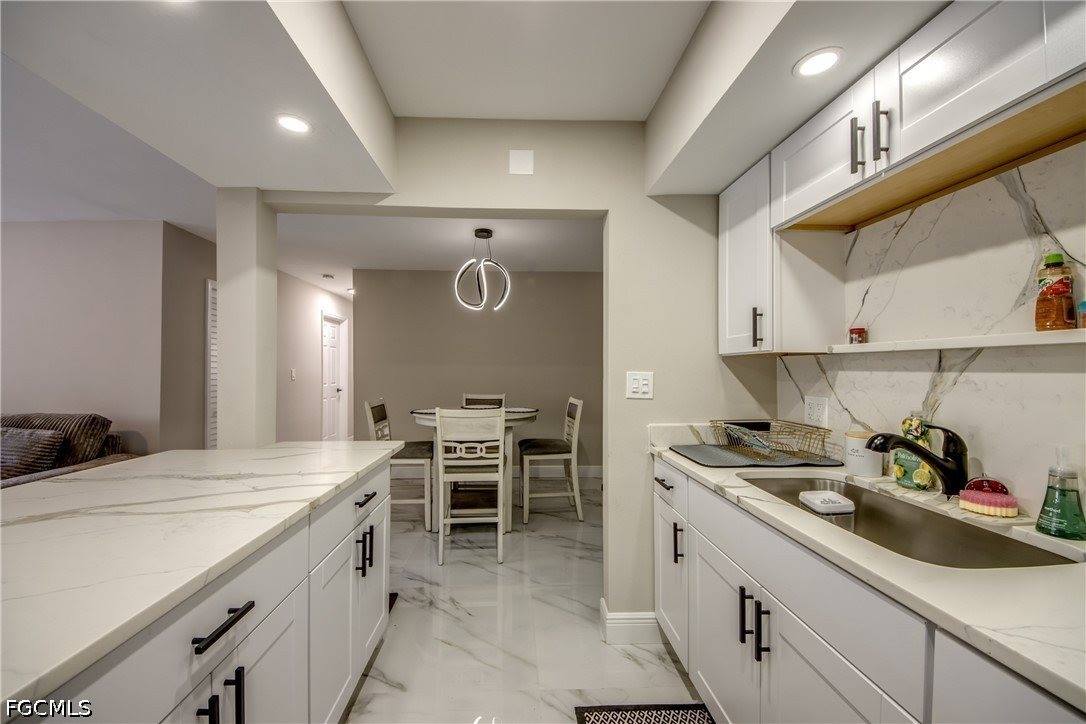 2544 1st Street, Fort Myers, FL 33901