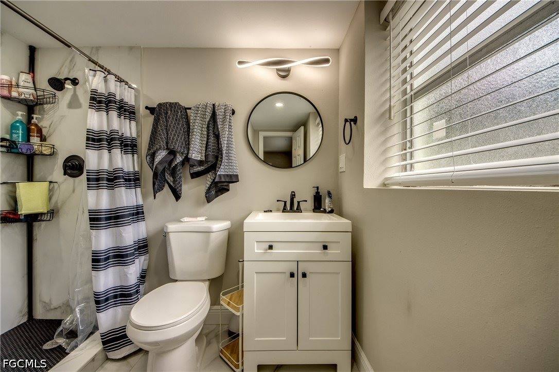 2544 1st Street, Fort Myers, FL 33901