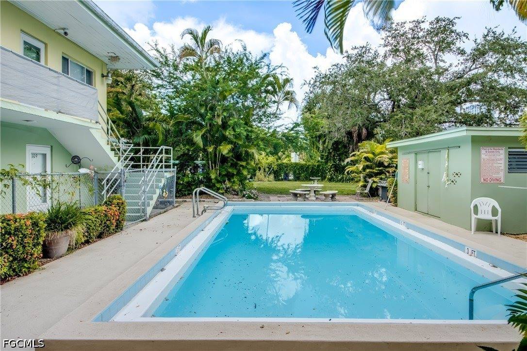 2544 1st Street, Fort Myers, FL 33901