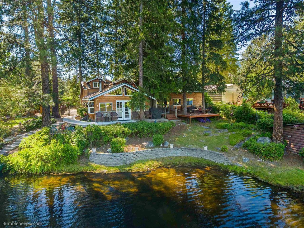 6872 Fertile Valley Rd, Newport, WA 99156