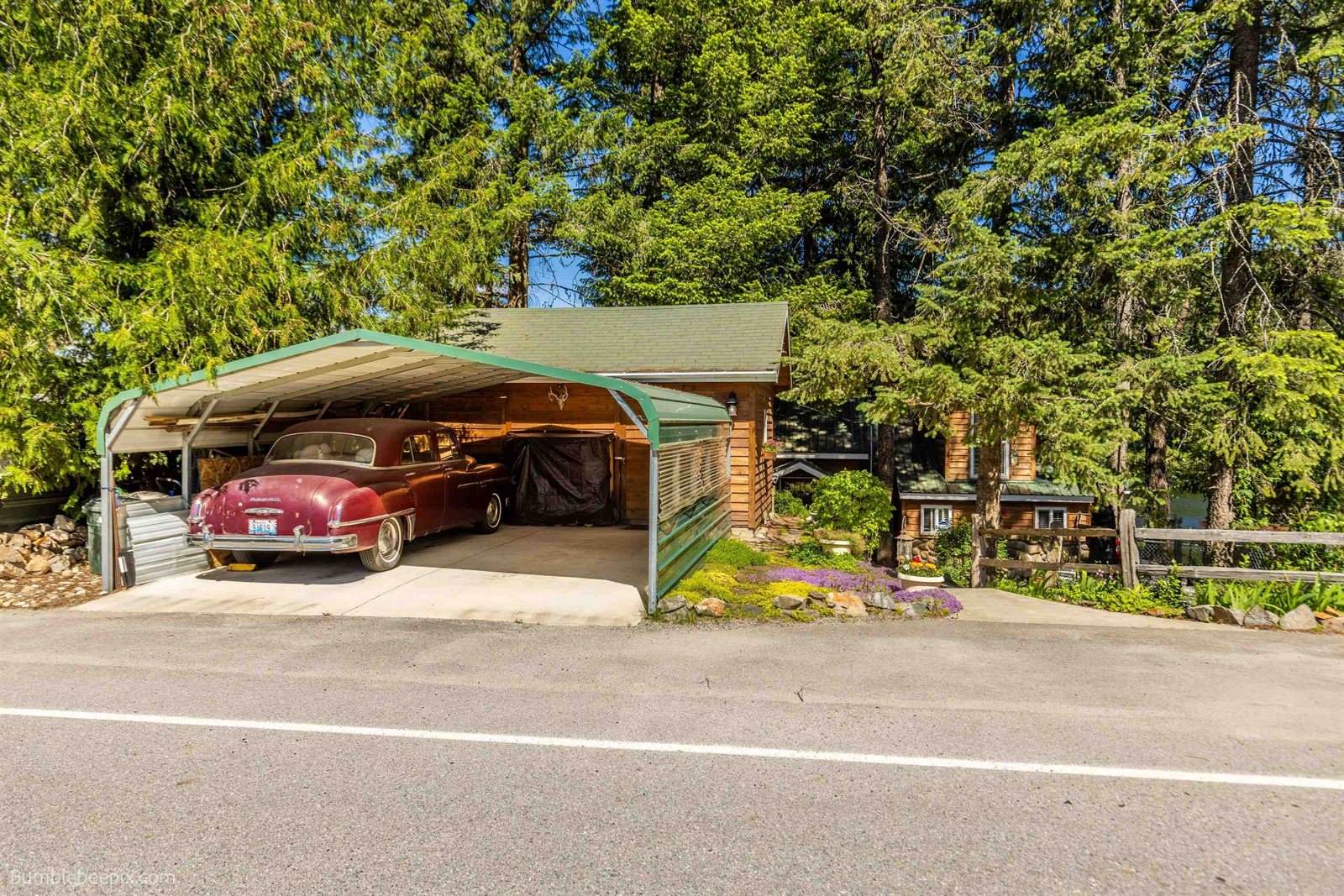6872 Fertile Valley Rd, Newport, WA 99156