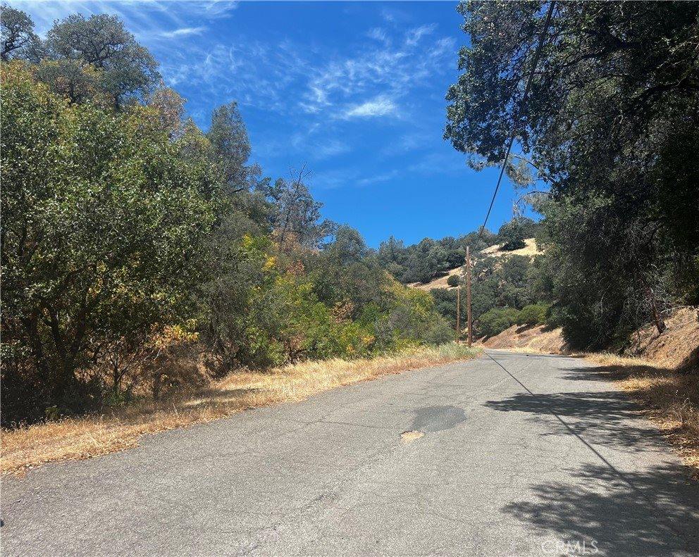 12225 Mount View Drive, Clearlake Oaks, CA 95423