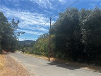 12225 Mount View Drive, Clearlake Oaks, CA 95423