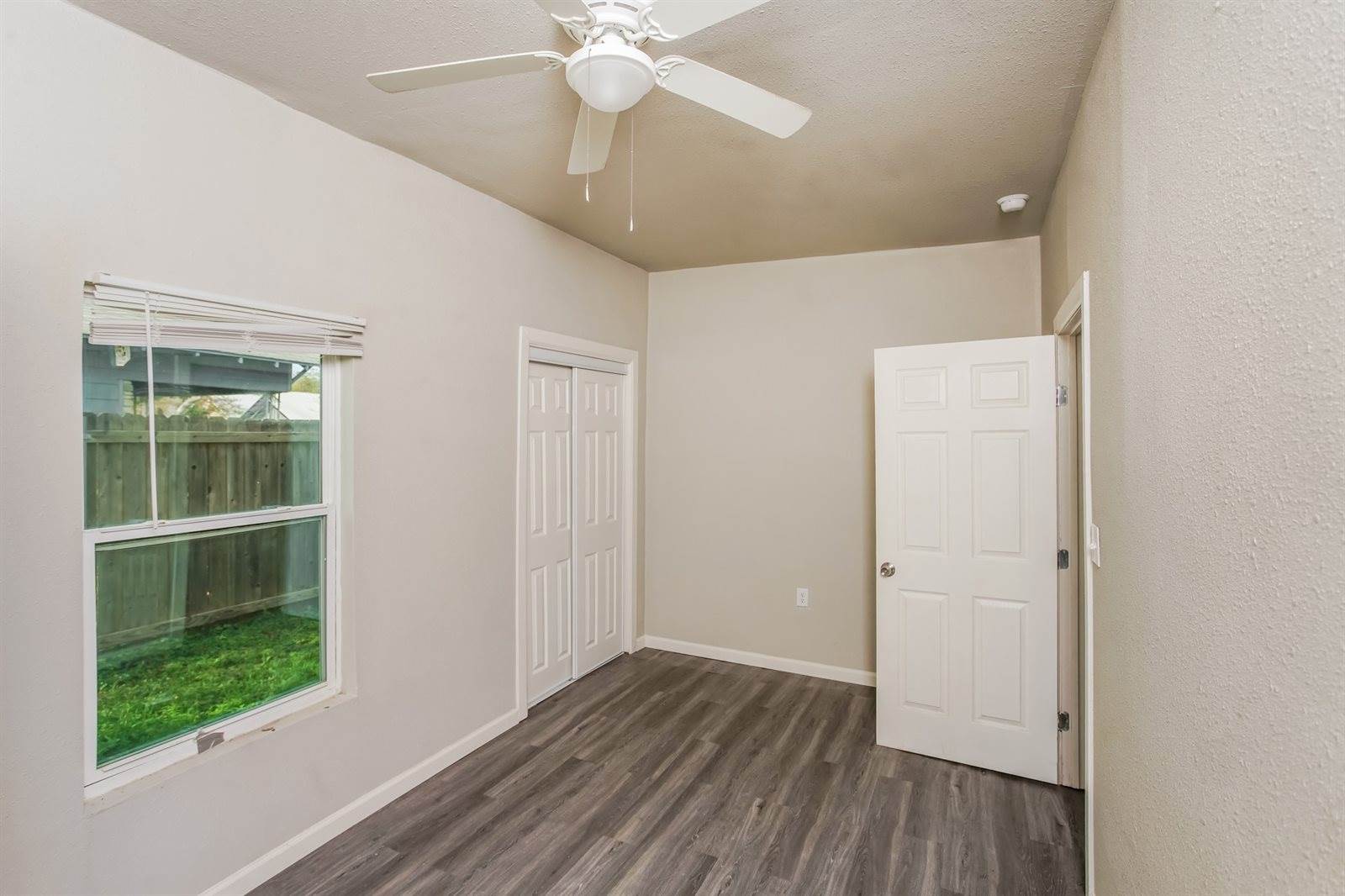 2402 Summer Avenue, Waco, TX 76708