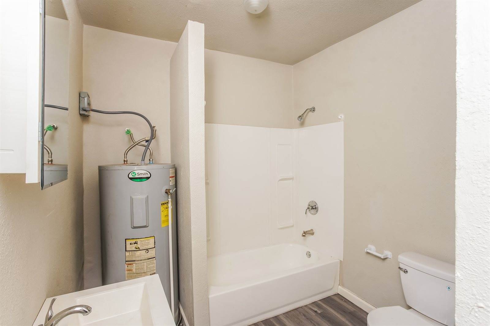 2402 Summer Avenue, Waco, TX 76708