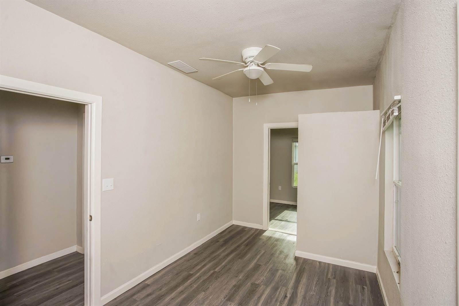 2402 Summer Avenue, Waco, TX 76708