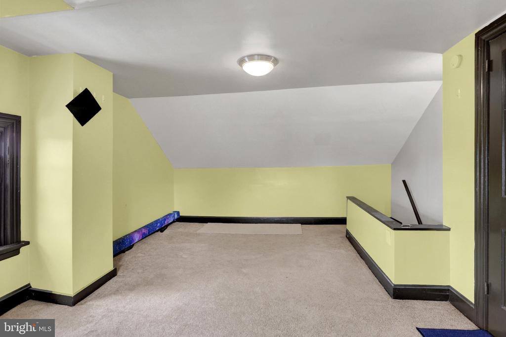 2627 South 3RD Street, Steelton, PA 17113