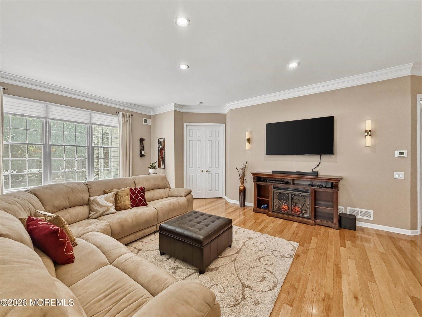 11 Sawgrass Street, Jackson, NJ 08527