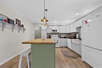 213 N Bayberry Lane, Muncie, IN 47304