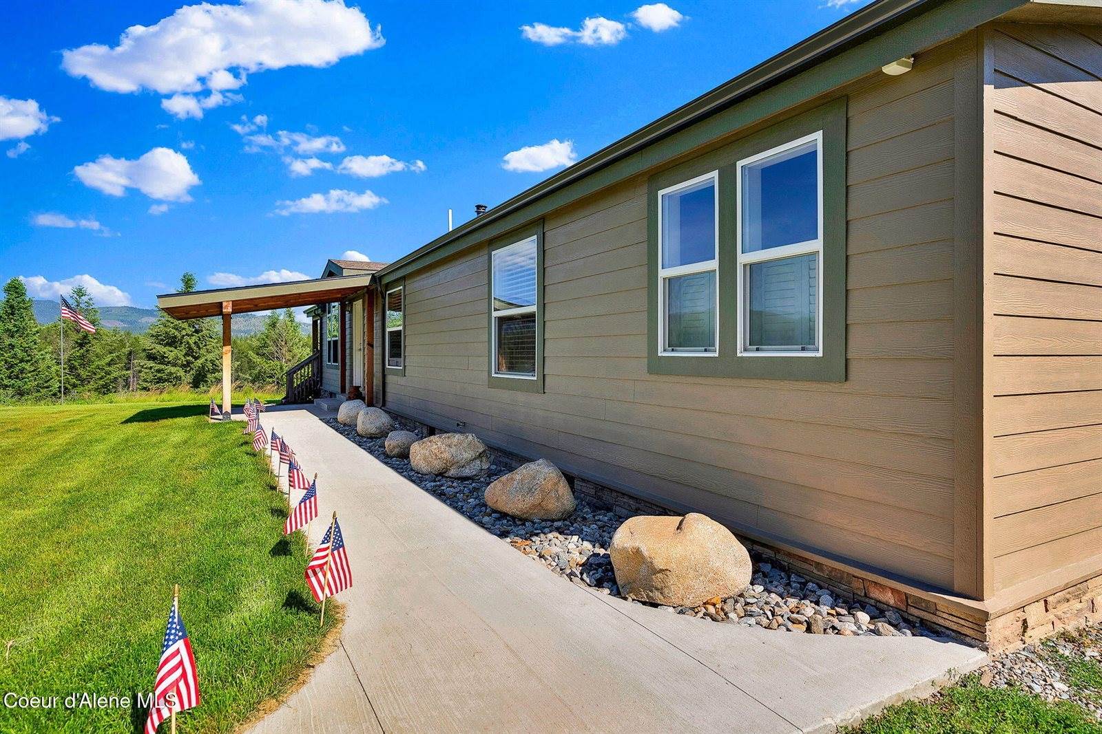 241 Promised Rdg, Priest River, ID 83856