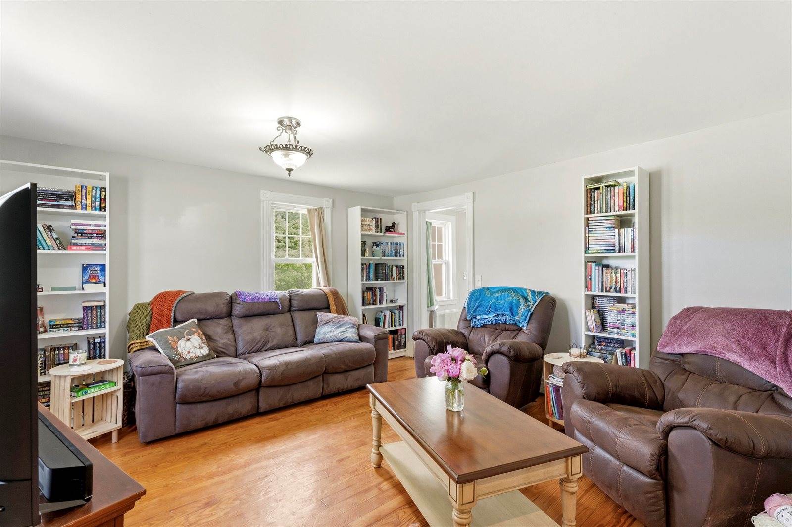 659 State Route 46, Bucksport, ME 04416