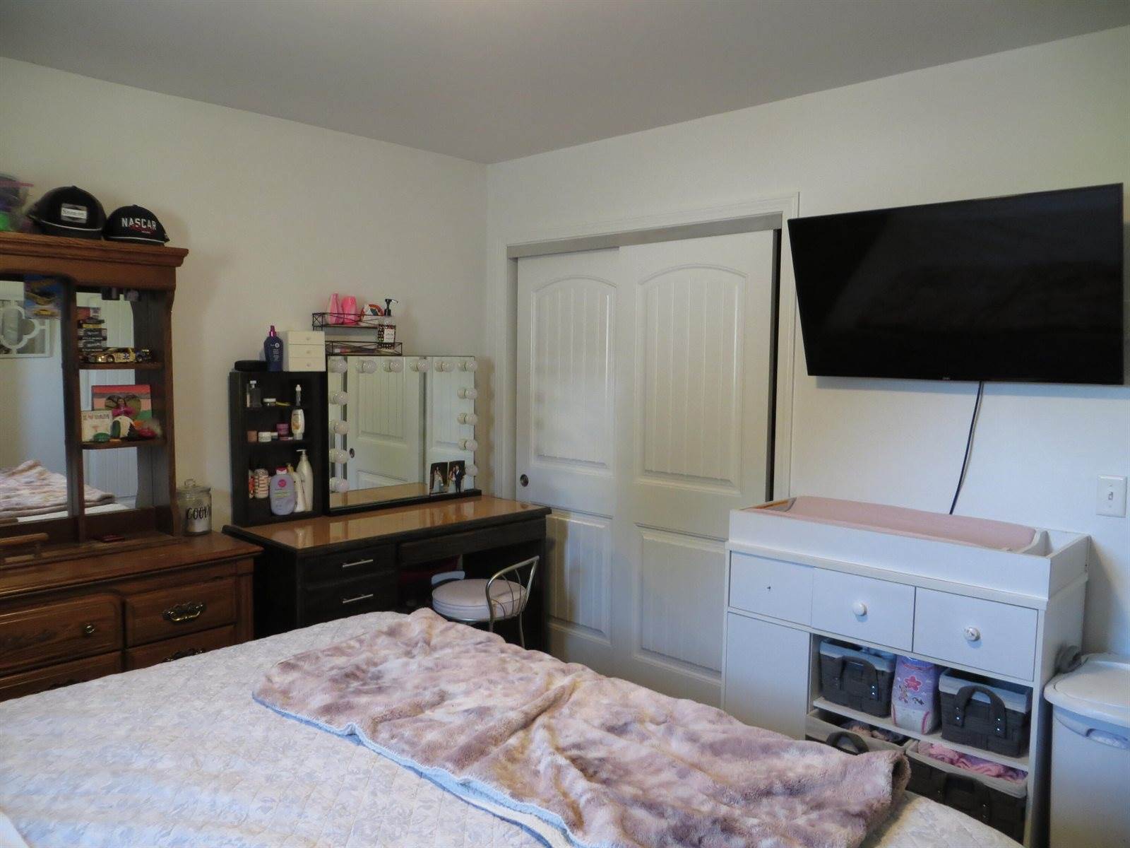 11 Moline Lane, Levant, ME 04456
