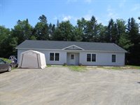 11 Moline Lane, Levant, ME 04456