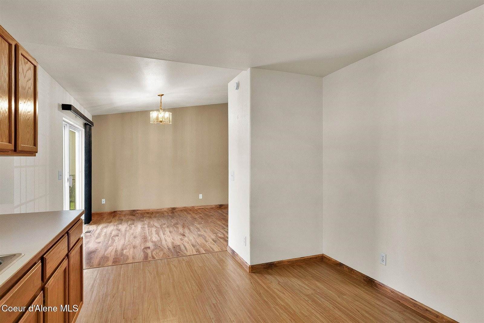 8868 Davis, Hayden, ID 83835