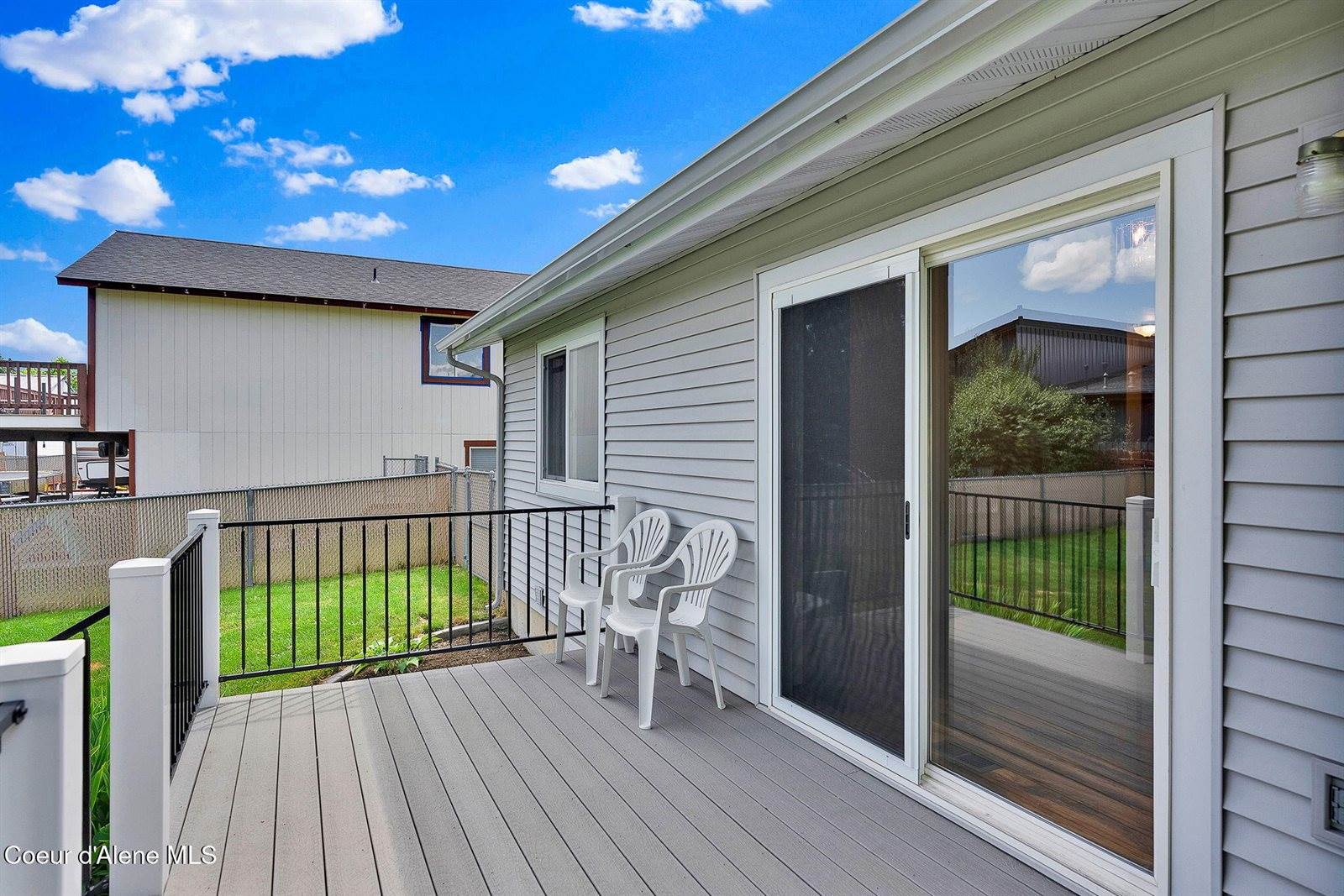 8868 Davis, Hayden, ID 83835