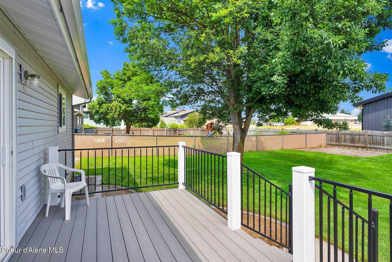 8868 Davis, Hayden, ID 83835