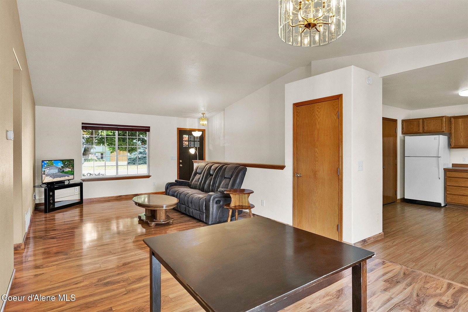 8868 Davis, Hayden, ID 83835