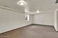 8868 Davis, Hayden, ID 83835