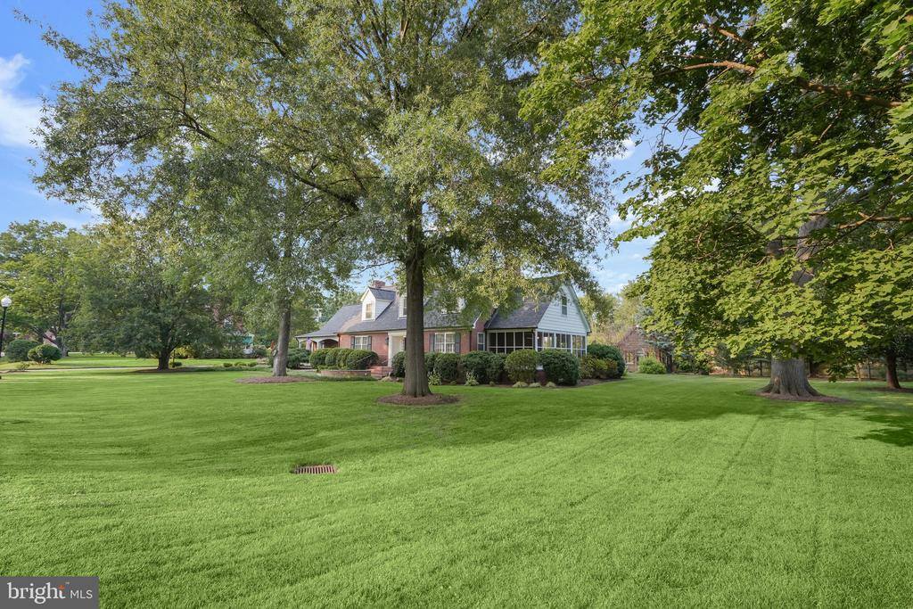 9305 Main Street, Manassas, VA 20110