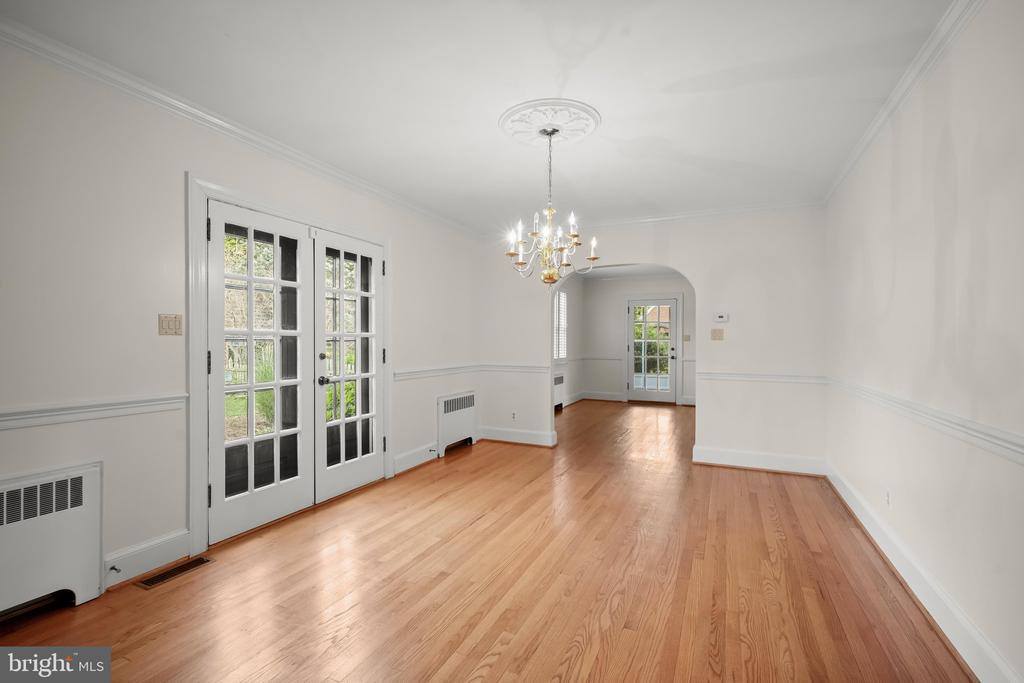 9305 Main Street, Manassas, VA 20110