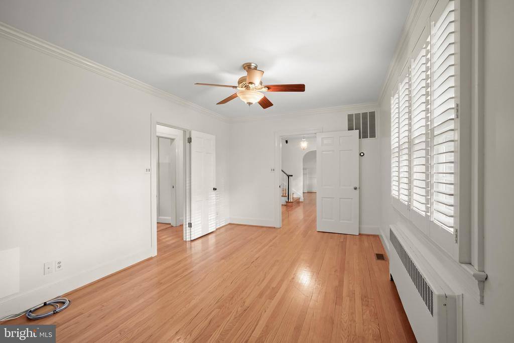 9305 Main Street, Manassas, VA 20110