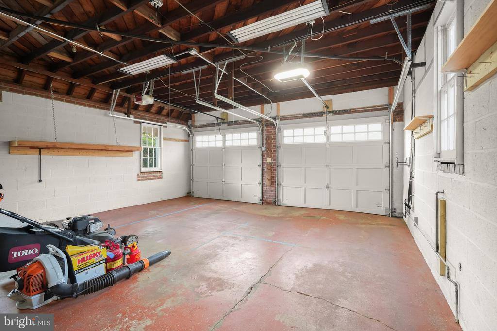 9305 Main Street, Manassas, VA 20110