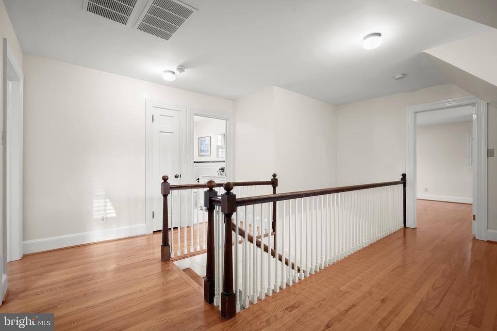 9305 Main Street, Manassas, VA 20110