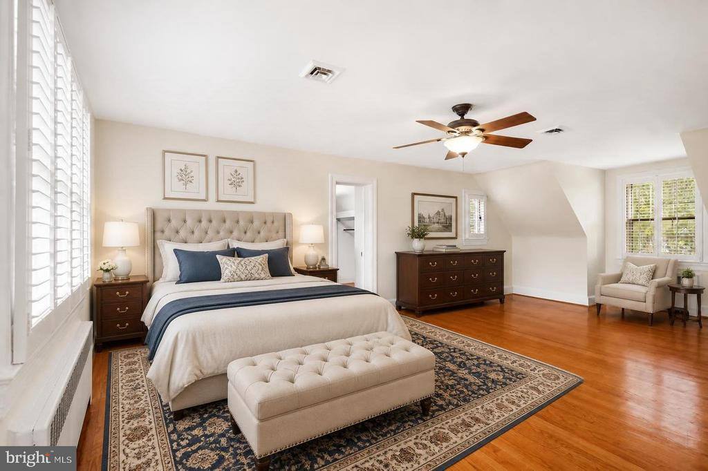 9305 Main Street, Manassas, VA 20110