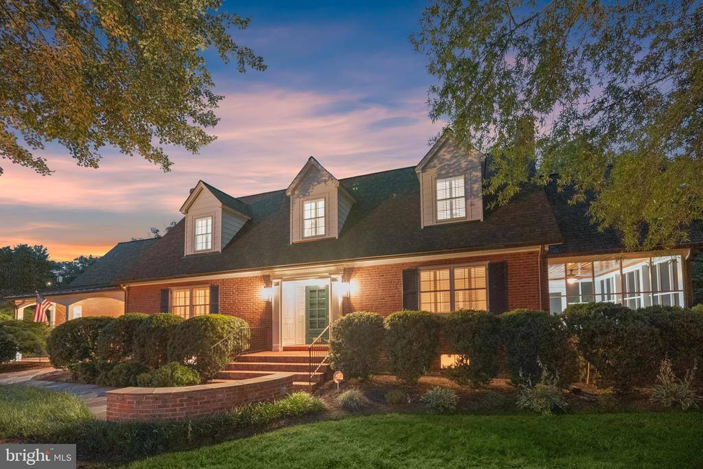9305 Main Street, Manassas, VA 20110