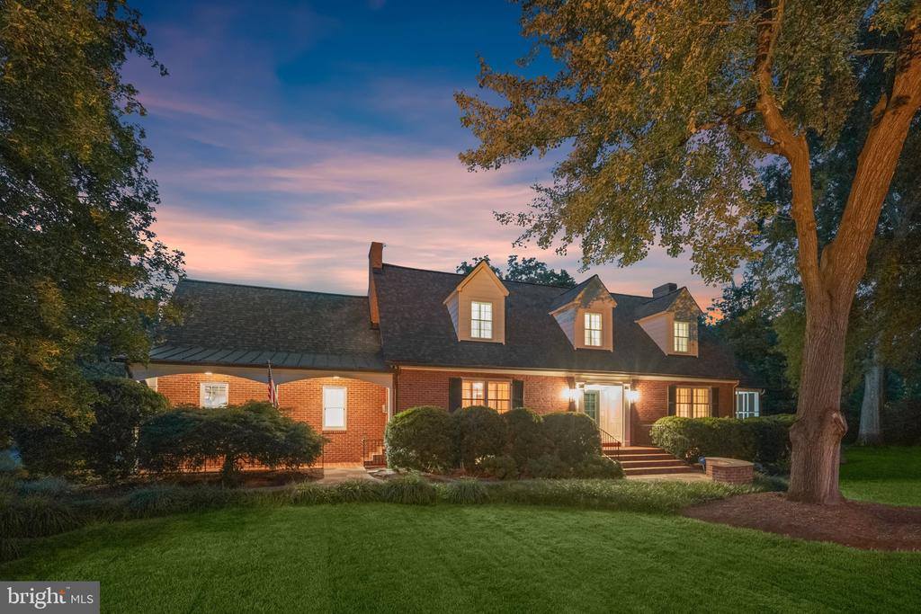 9305 Main Street, Manassas, VA 20110