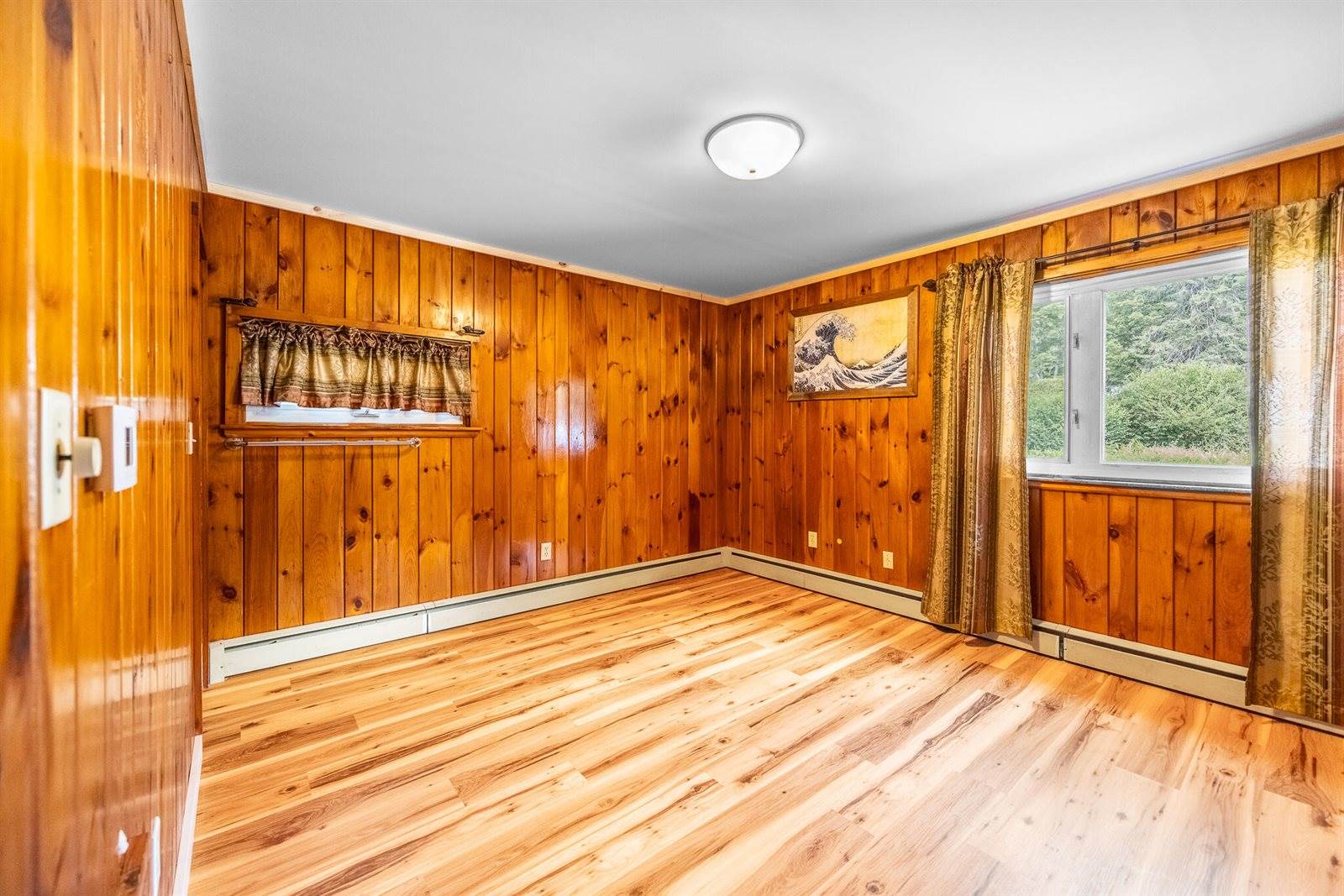 2 Averill Street, Orono, ME 04473