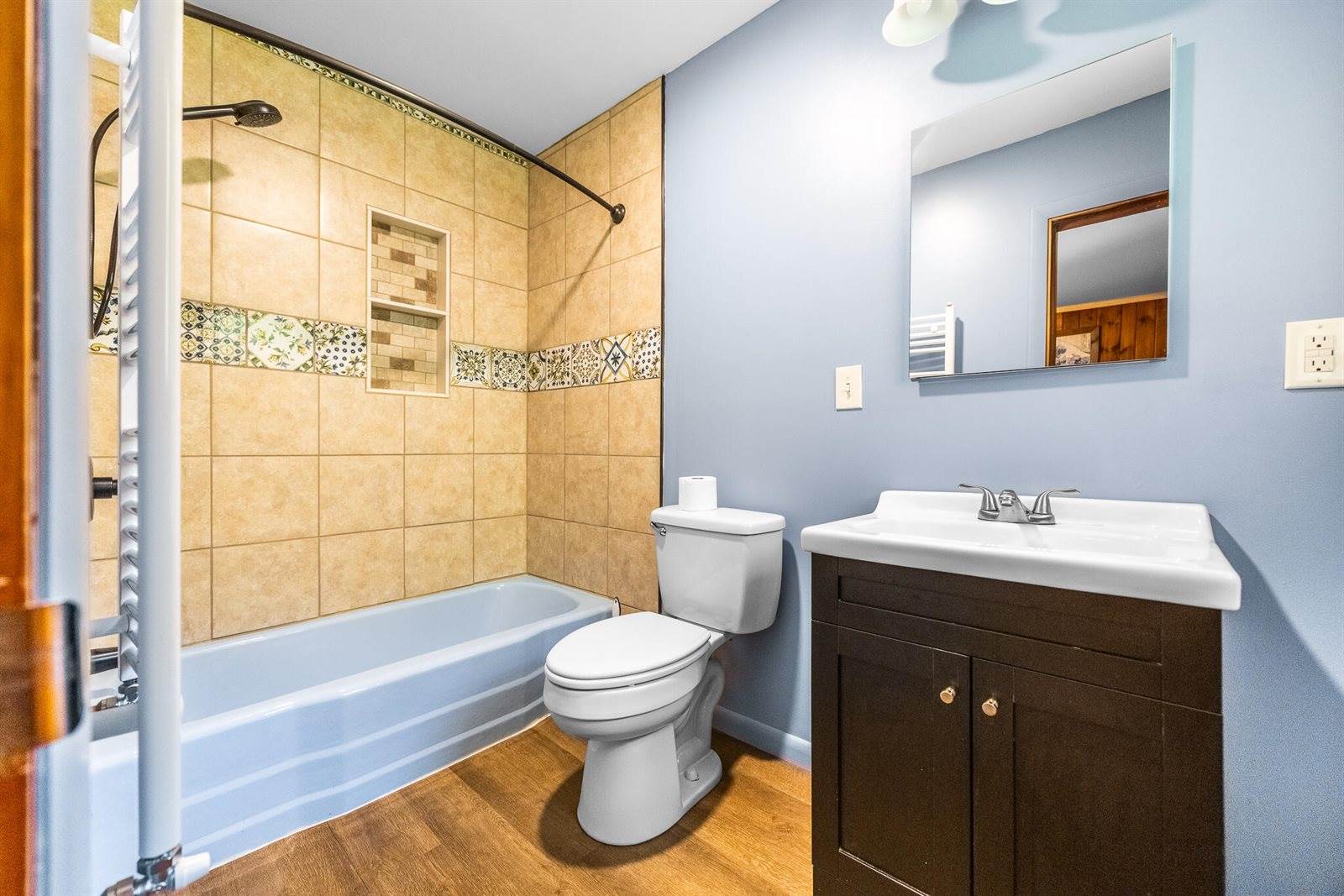 2 Averill Street, Orono, ME 04473