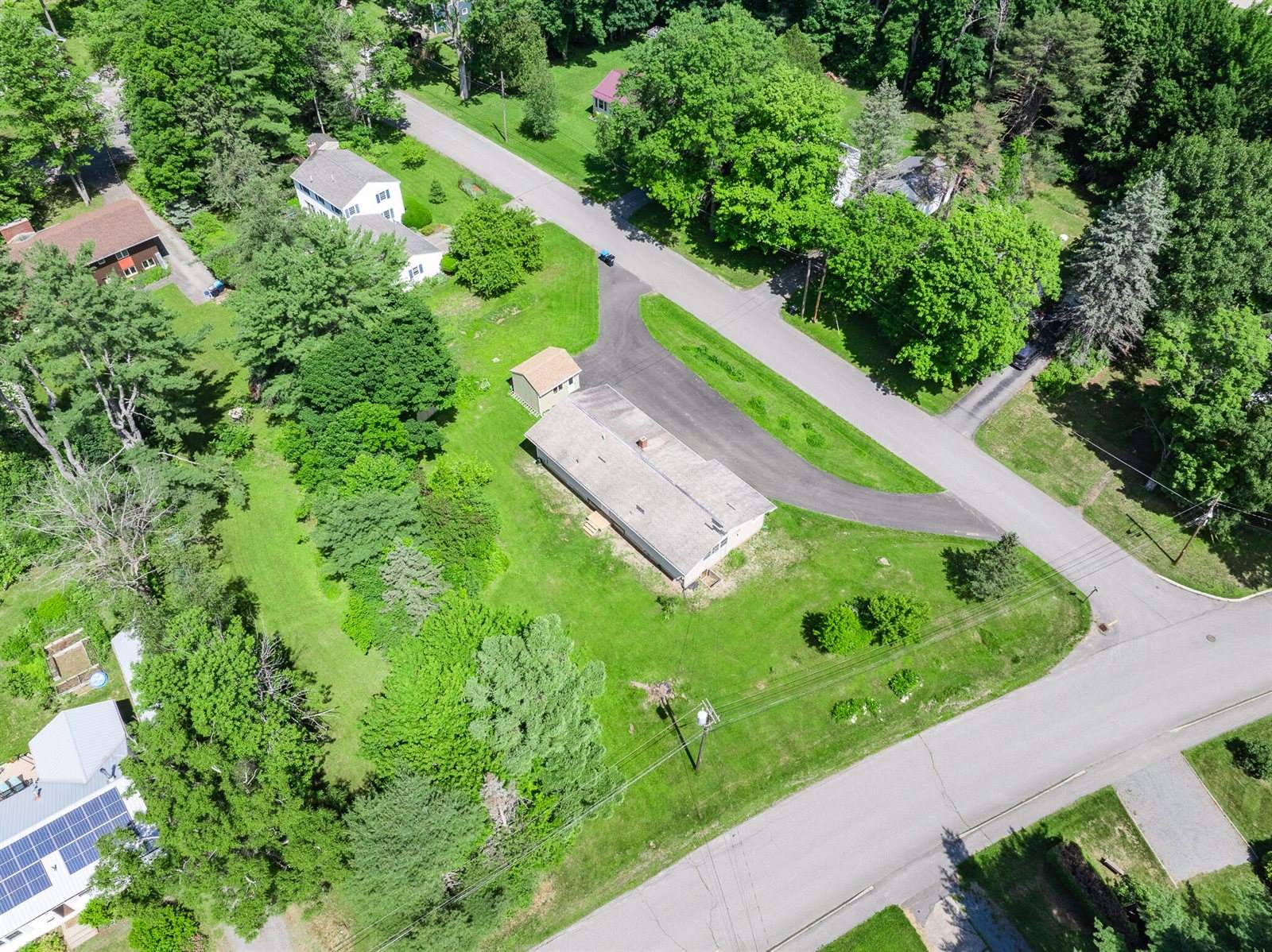 2 Averill Street, Orono, ME 04473