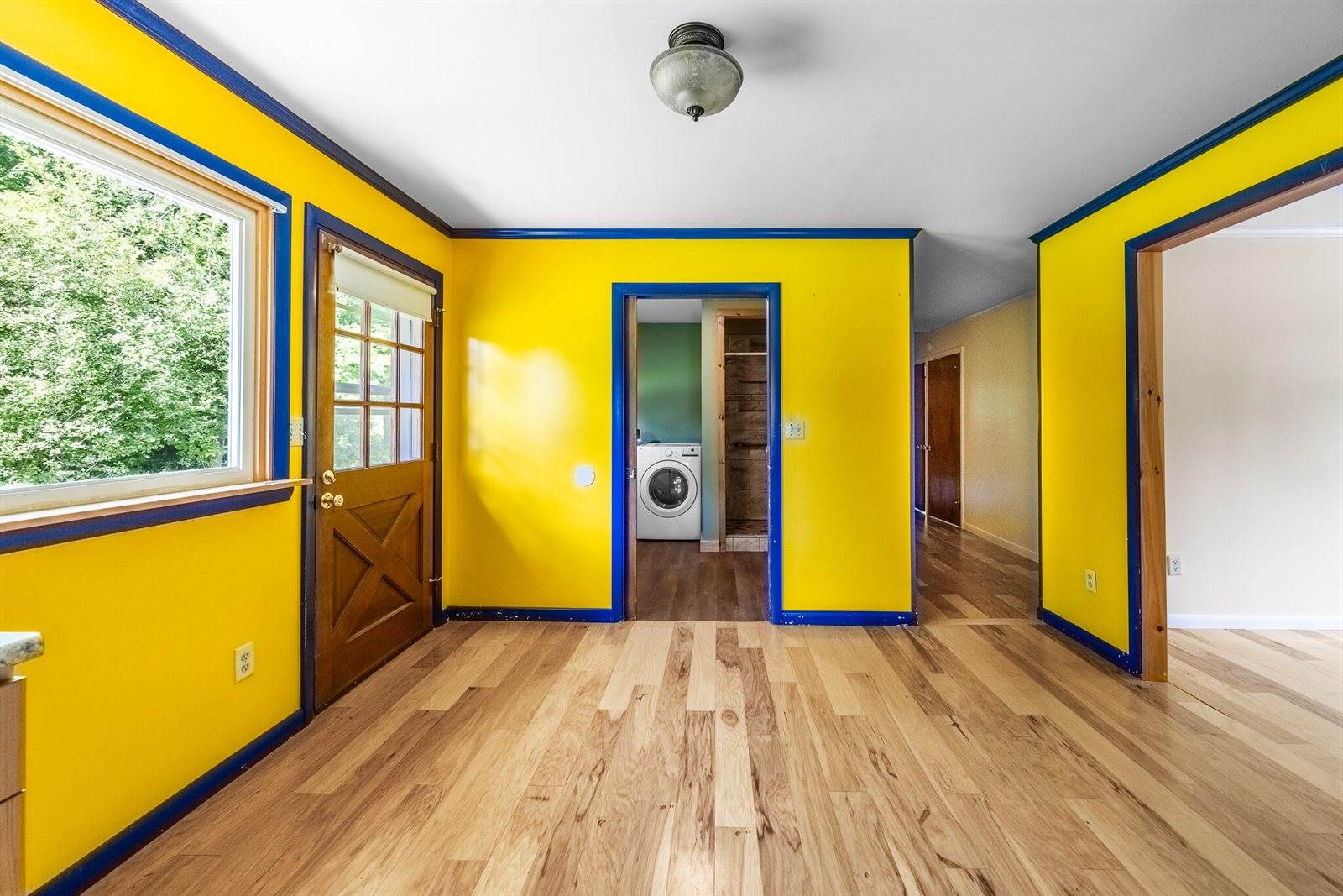 2 Averill Street, Orono, ME 04473