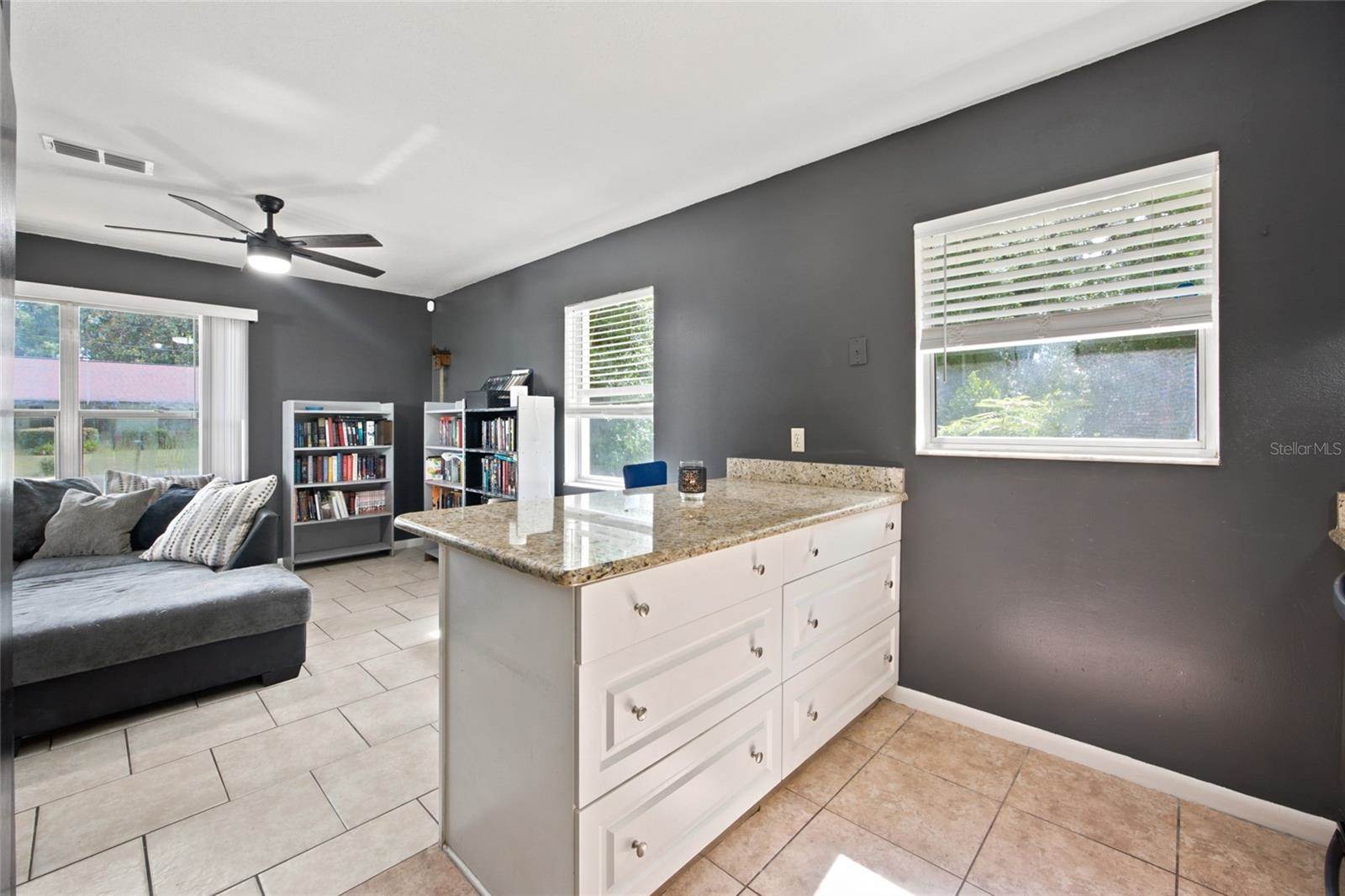 1850 NE 61ST Place, Ocala, FL 34479