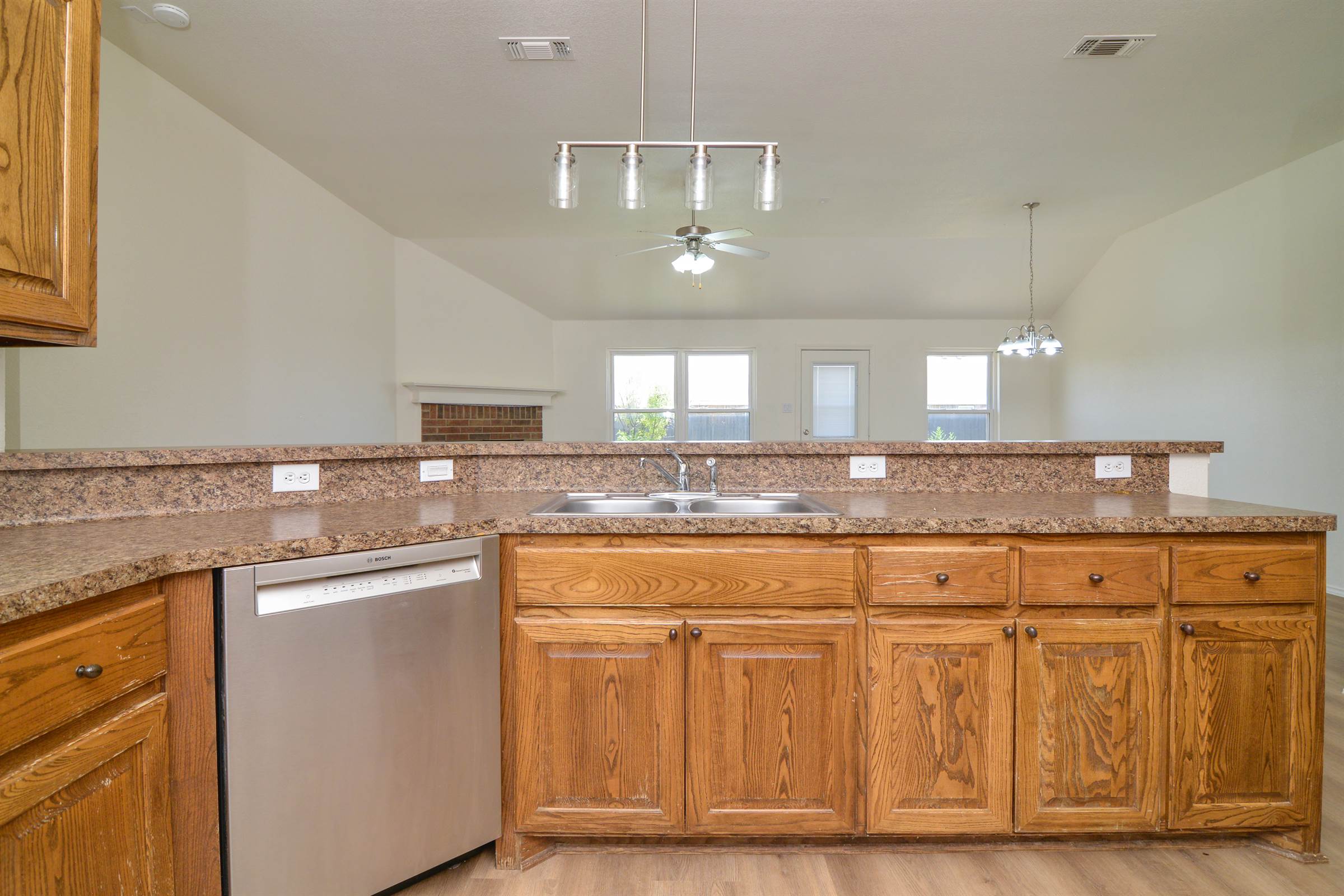 8803 13th Street, Lubbock, TX 79416