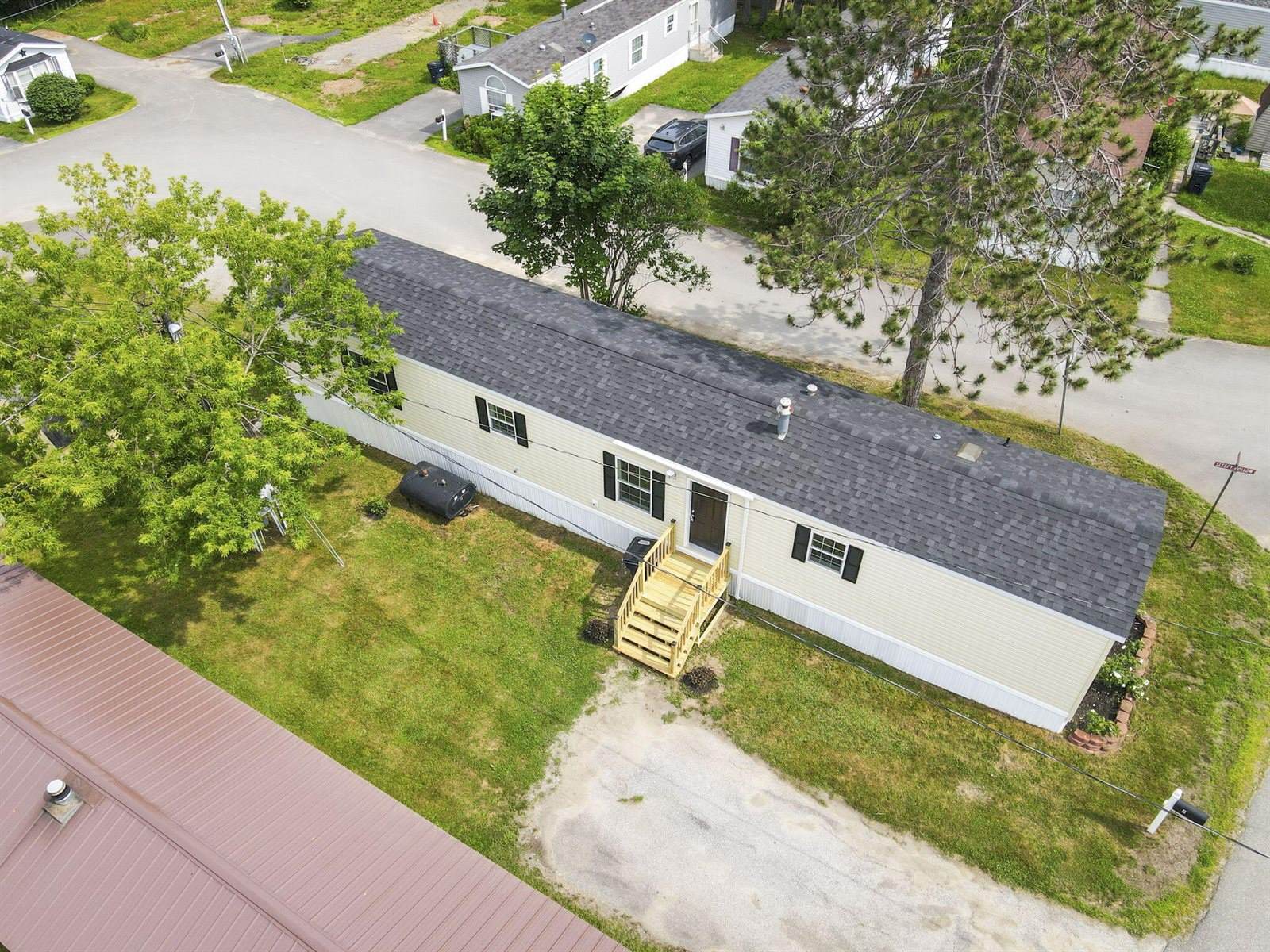 1 Shadow Lane, Holden, ME 04429