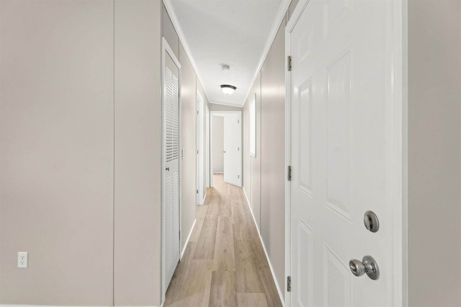 1 Shadow Lane, Holden, ME 04429