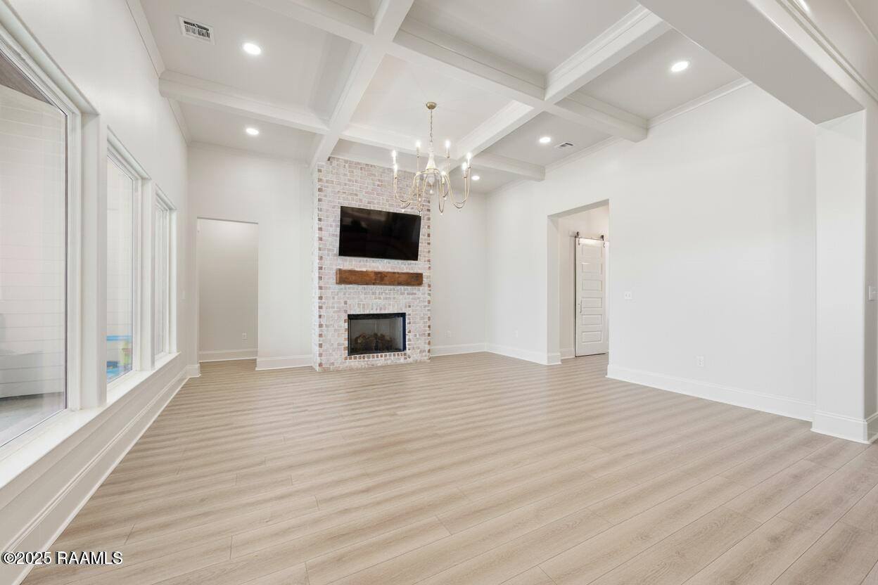 102 Queen Palm Circle, Youngsville, LA 70592