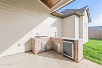 102 Queen Palm Circle, Youngsville, LA 70592