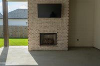102 Queen Palm Circle, Youngsville, LA 70592