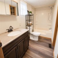 13208 Halt Drive, Dixon, MO 65459