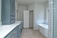 1019 N Fulton Avenue, Lubbock, TX 79416