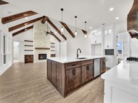 212 Desperado Court, Weatherford, TX 76088