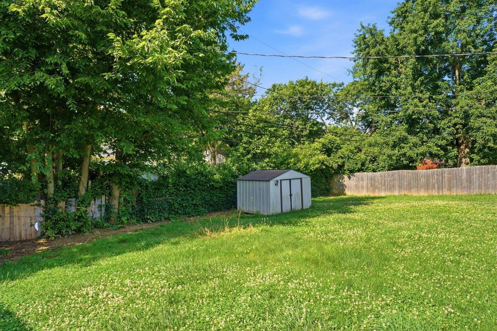 5285 Zimmer Drive, Columbus, OH 43232